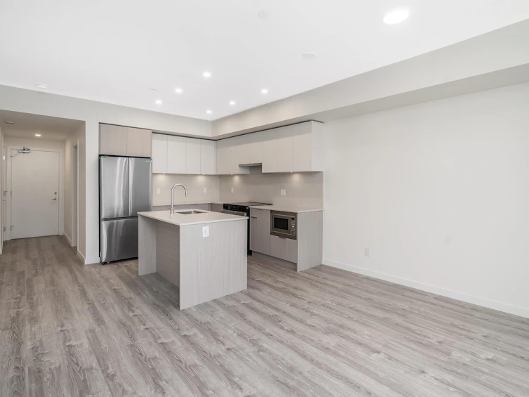 E414-10829 140 Street, Surrey, BC, V3R 0H4 - 12