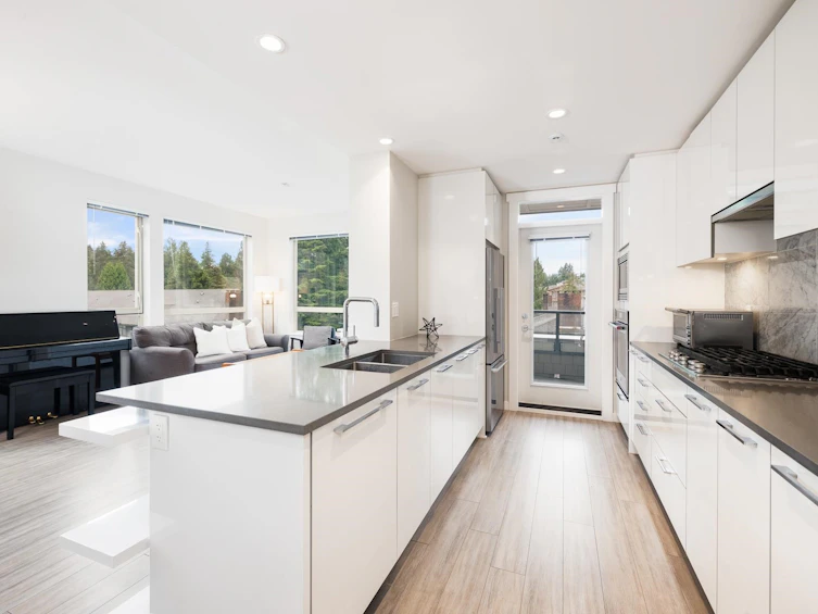 306-2663 Library Lane, North Vancouver, BC, V7J 0C1 - 4