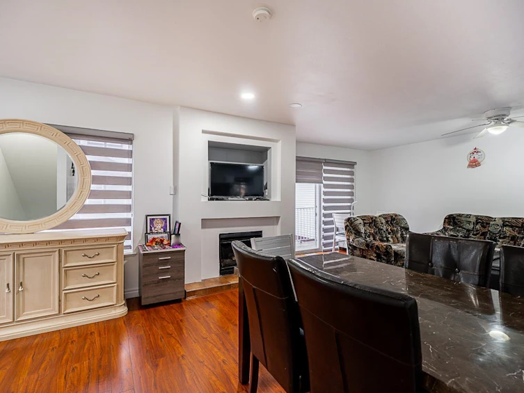 1-12070 76 Avenue, Surrey, BC, V3W 5Z2 - 9