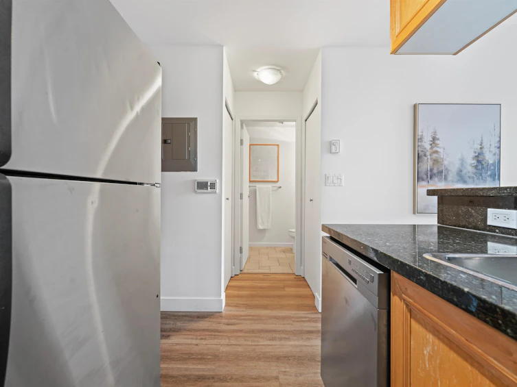 2002-928 Richards Street, Vancouver, BC, V6B 6P6 - 25