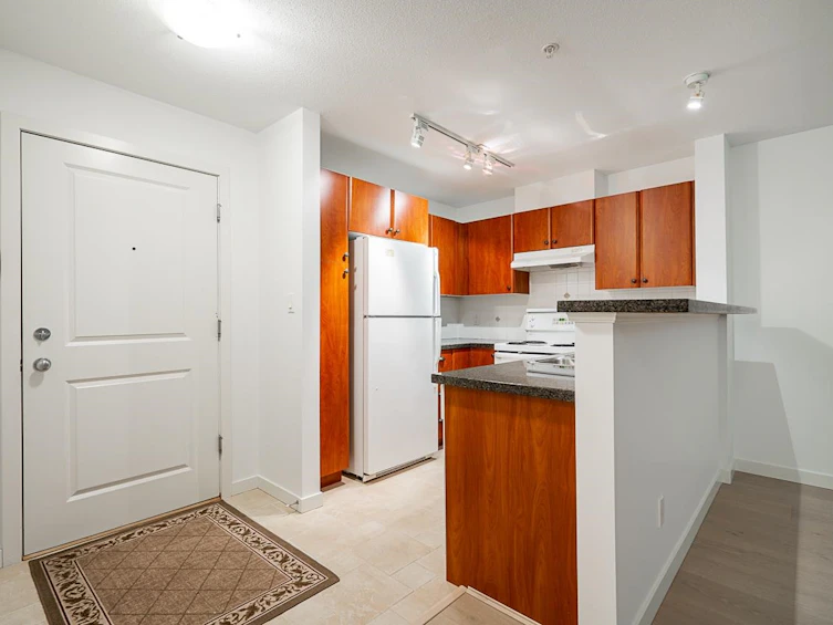 315-6508 Denbigh Avenue, Burnaby, BC, V5H 4W6 - 13