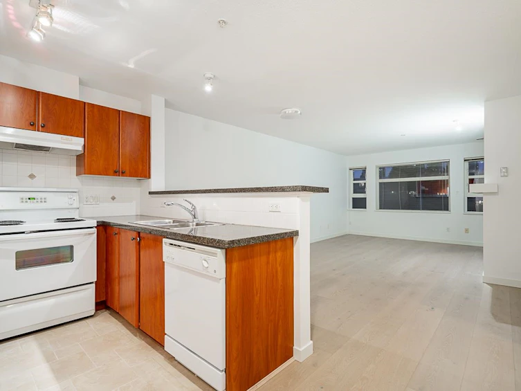 315-6508 Denbigh Avenue, Burnaby, BC, V5H 4W6 - 14