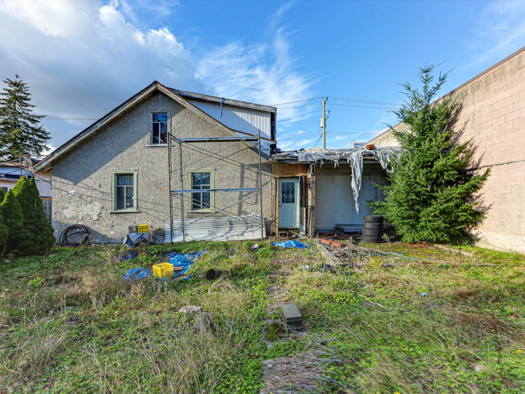 7474 Edmonds Street, Burnaby, BC, V3N 1B2 - 4
