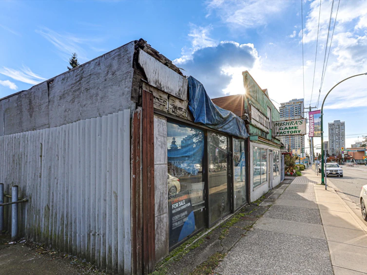 7474 Edmonds Street, Burnaby, BC, V3N 1B2 - 6