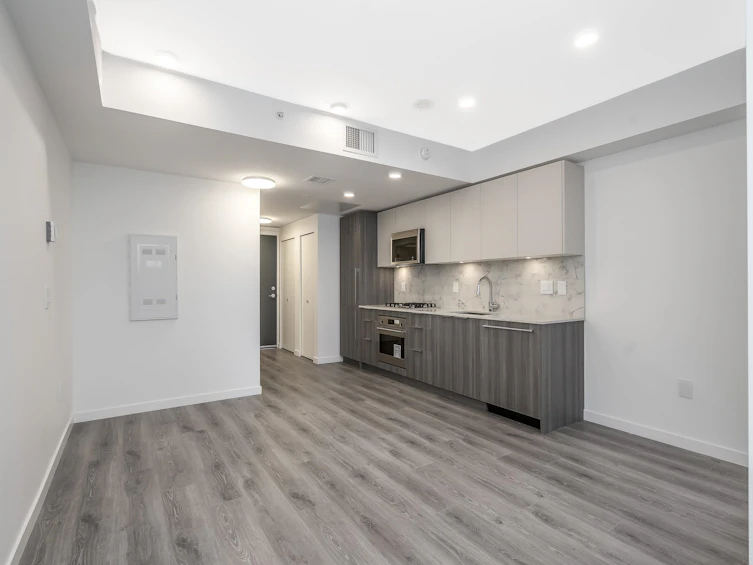 306-10333 133 Street, Surrey, BC, V3T 0V1 - 12