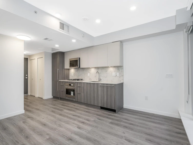 306-10333 133 Street, Surrey, BC, V3T 0V1 - 14