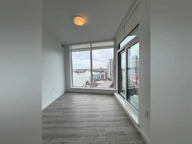 1503-680 Quayside Drive, New Westminster, BC, V3M 0P2 - 11