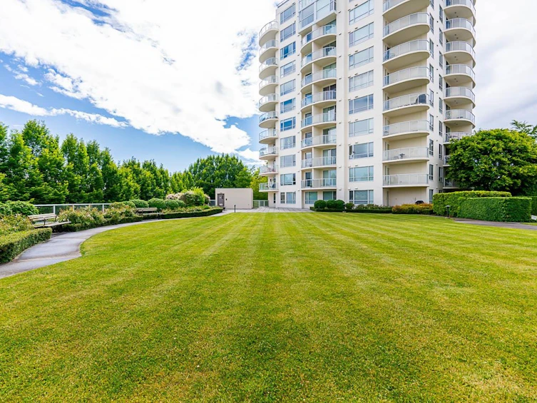 501-7760 Granville Avenue, Richmond, BC, V6Y 4C2 - 32