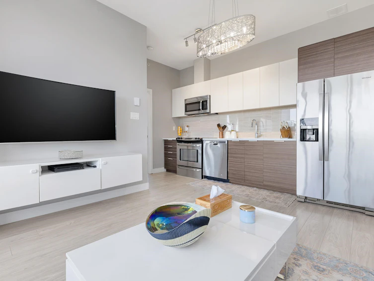 2601-13303 Central Avenue, Surrey, BC, V3T 0K6 - 7