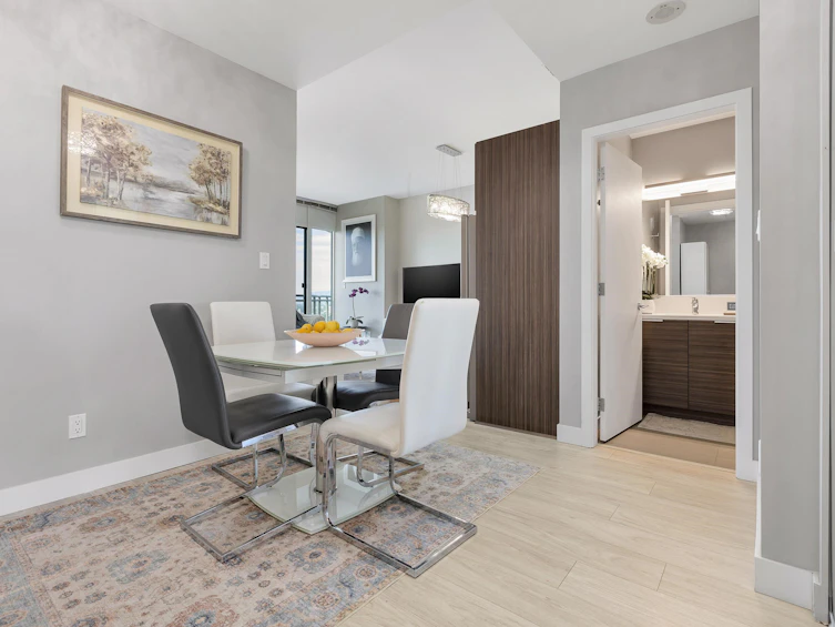 2601-13303 Central Avenue, Surrey, BC, V3T 0K6 - 10