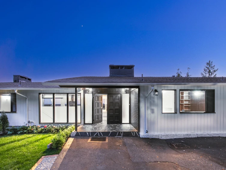 1112 Millstream Road, West Vancouver, BC, V7S 2C7 - 2