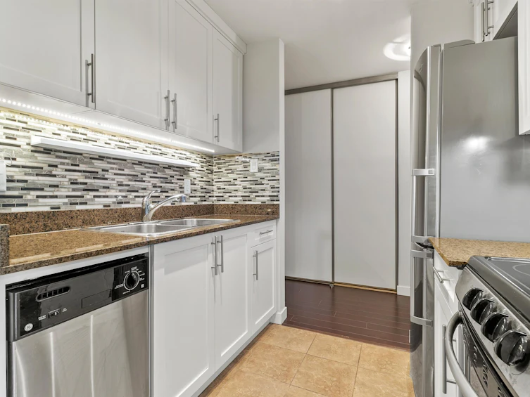 209-288 E 14th Avenue, Vancouver, BC, V5T 2M6 - 12
