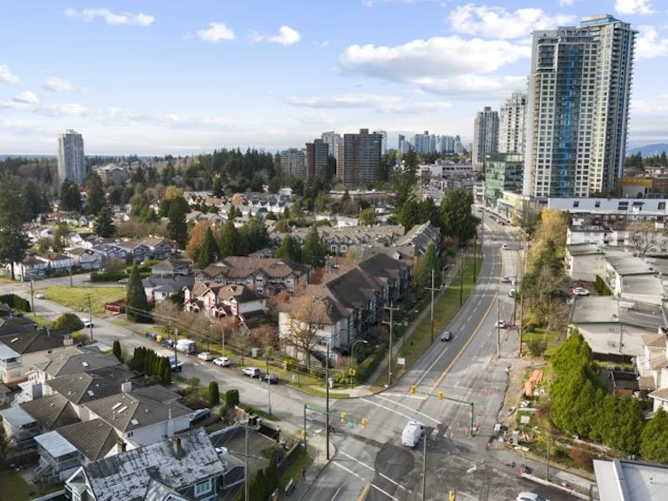237-7333 16 Avenue, Burnaby, BC, V3N 0A8 - 19