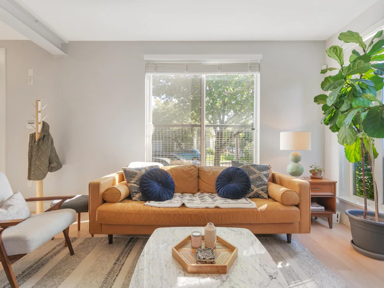 3199 St. George Street, Vancouver, BC, V5T 3R9 - 2