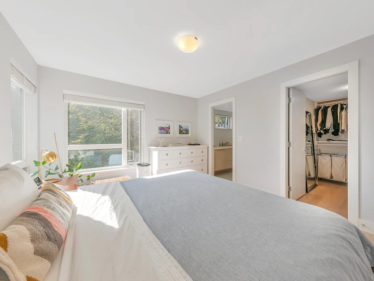 3199 St. George Street, Vancouver, BC, V5T 3R9 - 20