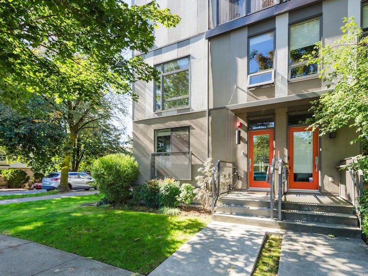 3199 St. George Street, Vancouver, BC, V5T 3R9 - 38