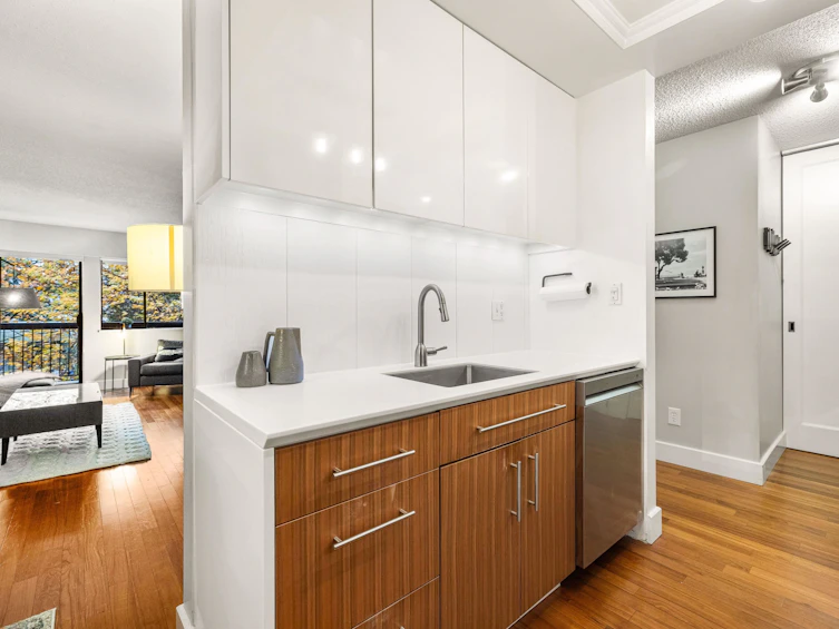 302-1825 W 8th Avenue, Vancouver, BC, V6J 1V9 - 6
