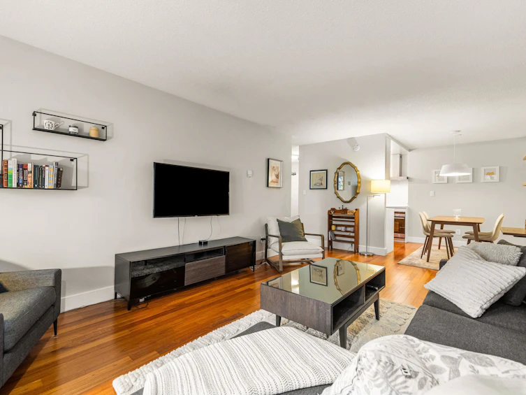 302-1825 W 8th Avenue, Vancouver, BC, V6J 1V9 - 10