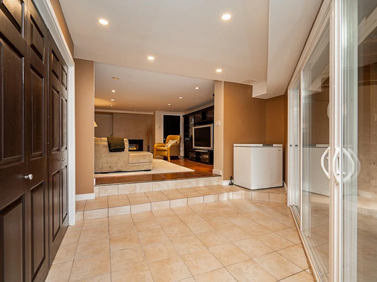 437 Delmar Court, North Vancouver, BC, V7N 3G4 - 22