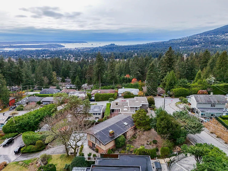 437 Delmar Court, North Vancouver, BC, V7N 3G4 - 38
