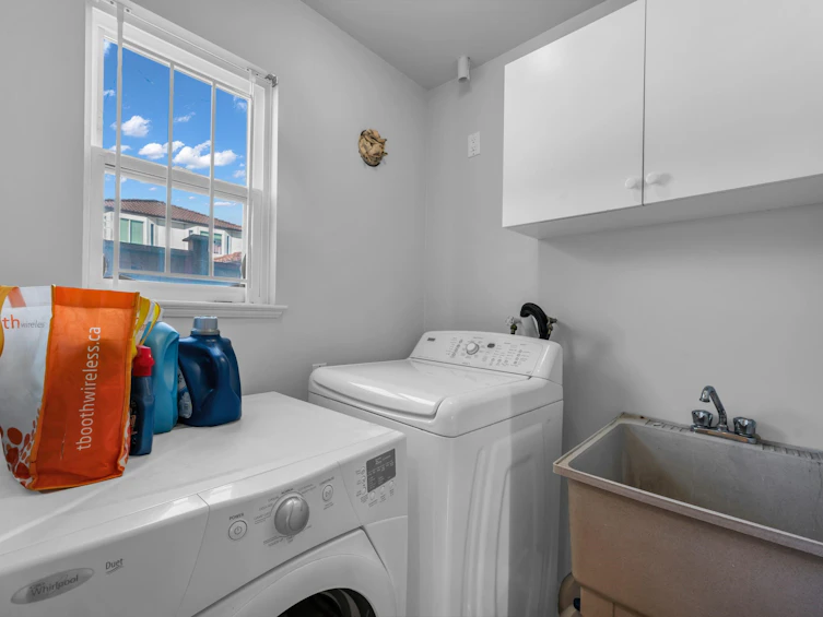 3015 E 23rd Avenue, Vancouver, BC, V5R 1B2 - 10