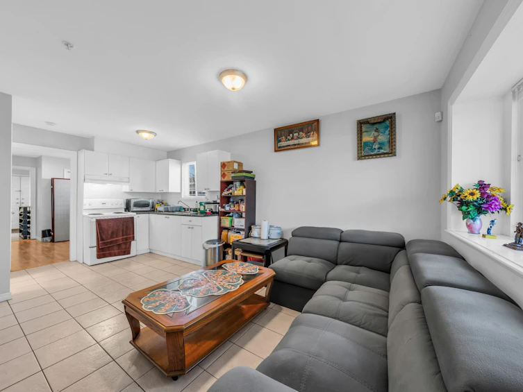 3015 E 23rd Avenue, Vancouver, BC, V5R 1B2 - 22