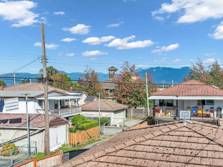 3015 E 23rd Avenue, Vancouver, BC, V5R 1B2 - 34