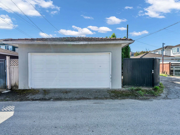 3015 E 23rd Avenue, Vancouver, BC, V5R 1B2 - 35
