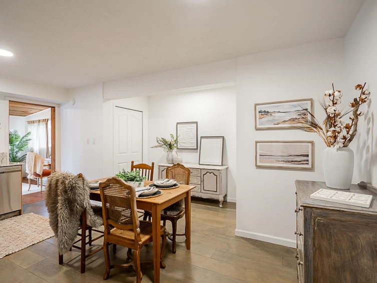 3831 Lamond Avenue, Richmond, BC, V7E 1E3 - 5