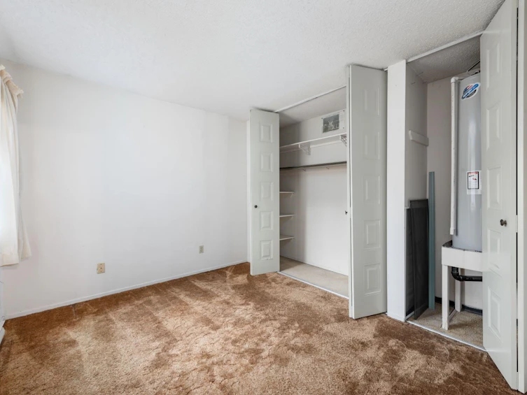 970 Howie Avenue, Coquitlam, BC, V3J 1T3 - 10