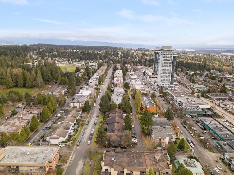 970 Howie Avenue, Coquitlam, BC, V3J 1T3 - 22