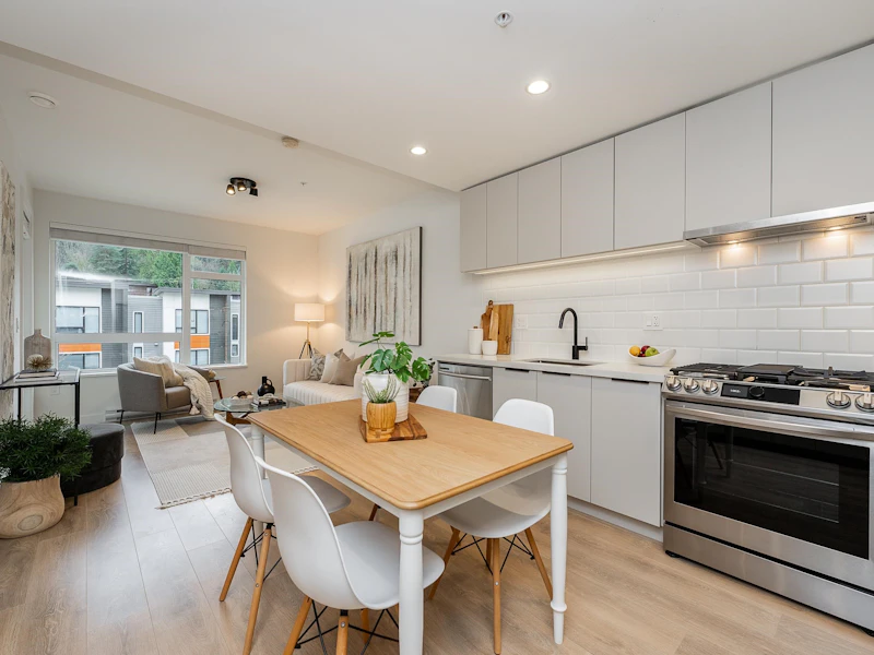 309 - 3038 St George Street, Port Moody BC