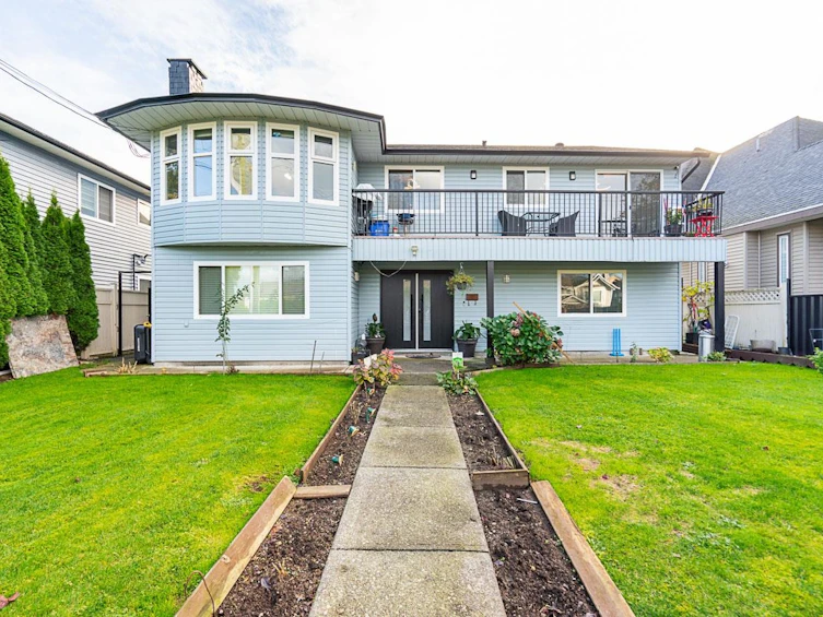 13044 64th Avenue, Surrey, BC, V3W 1X7