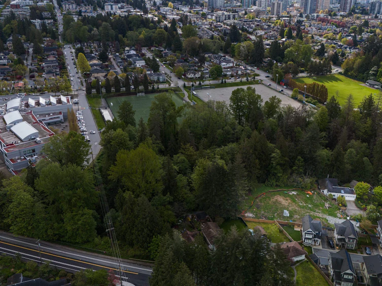 2000 Wolfe Street, North Vancouver, BC, V7M 2Z3 - 5