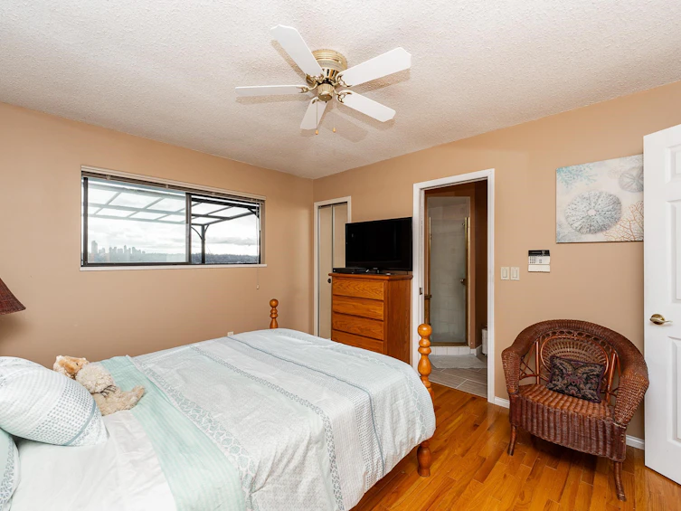 1974 Wiltshire Avenue, Coquitlam, BC, V3K 5Z8 - 14