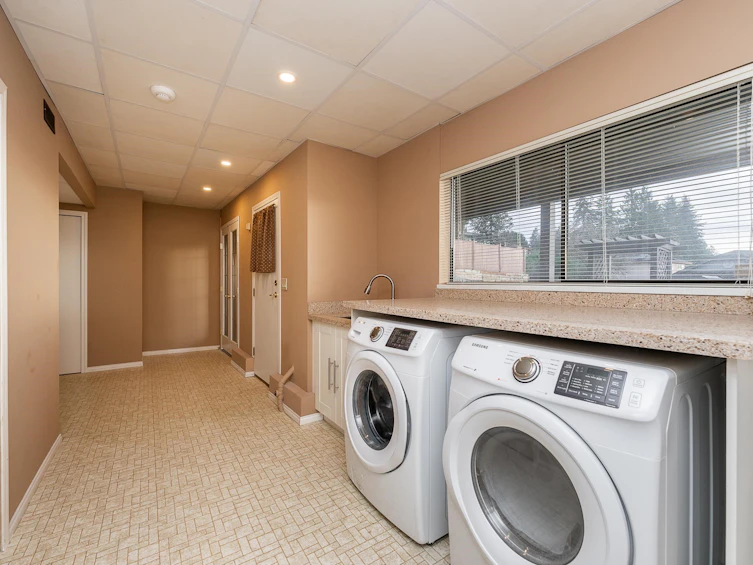 1974 Wiltshire Avenue, Coquitlam, BC, V3K 5Z8 - 24