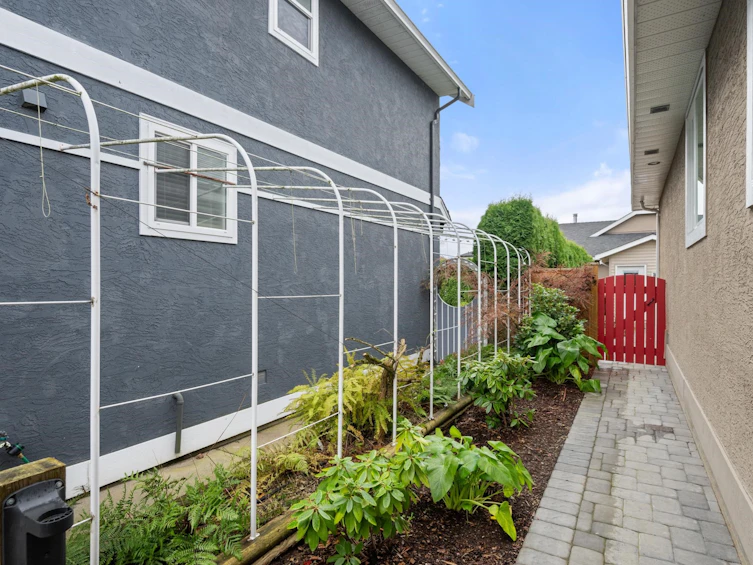 5795 184a Street, Surrey, BC, V3S 7T1 - 35