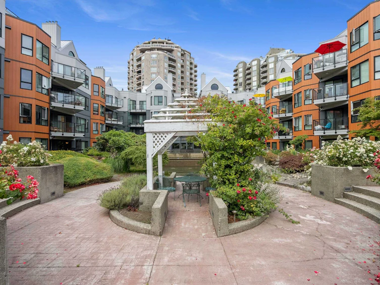 414-1150 Quayside Drive, New Westminster, BC, V3M 6E1 - 31