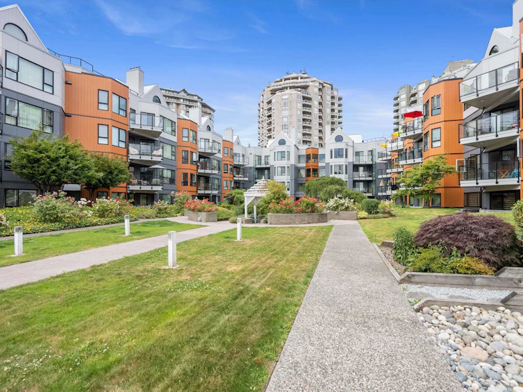 414-1150 Quayside Drive, New Westminster, BC, V3M 6E1 - 32
