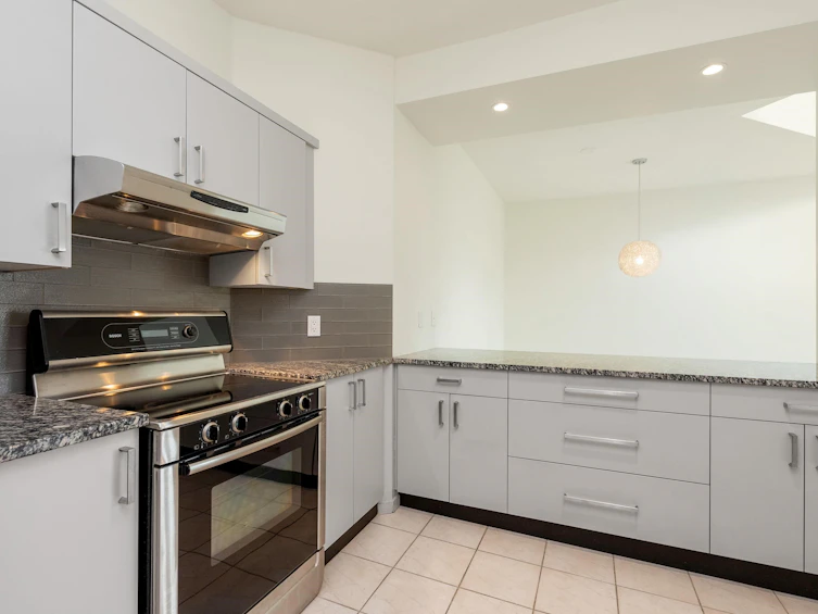 414-1150 Quayside Drive, New Westminster, BC, V3M 6E1 - 11