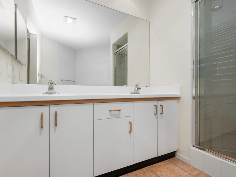 414-1150 Quayside Drive, New Westminster, BC, V3M 6E1 - 15