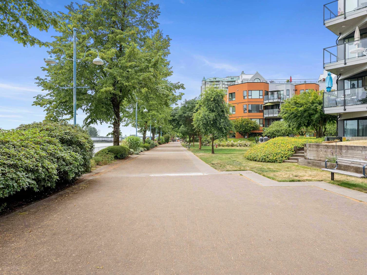 414-1150 Quayside Drive, New Westminster, BC, V3M 6E1 - 38