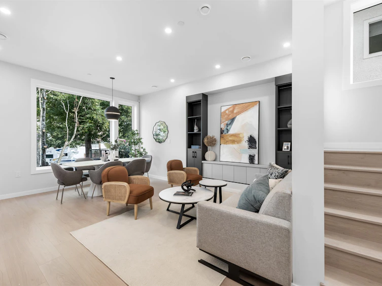 2052 E 22nd Avenue, Vancouver, BC, V5N 2R4 - 8