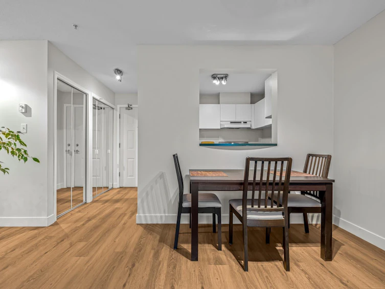 206-55 Blackberry Drive, New Westminster, BC, V3L 5S7 - 7