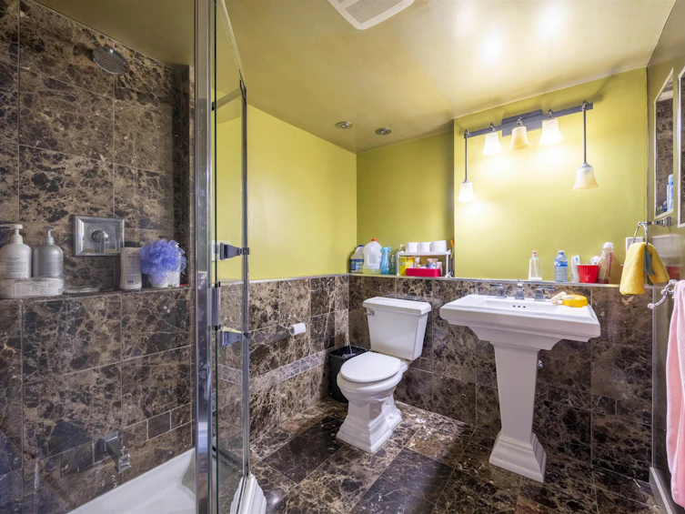 873 Baycrest Drive, North Vancouver, BC, V7G 1N7 - 13