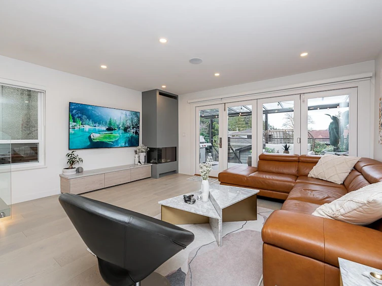6341 Argyle Avenue, West Vancouver, BC, V7W 2E5 - 3