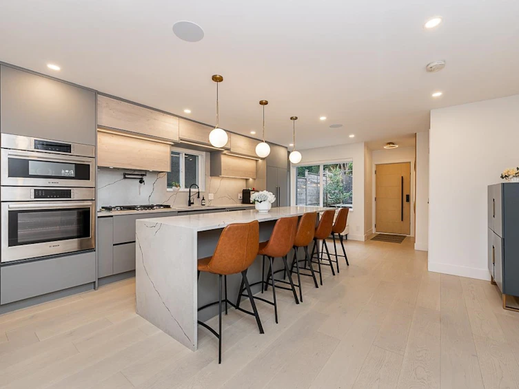6341 Argyle Avenue, West Vancouver, BC, V7W 2E5 - 4