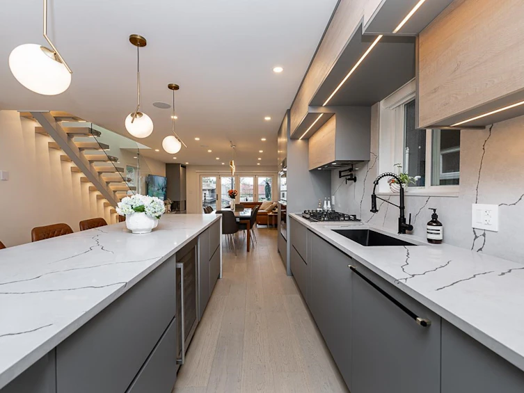 6341 Argyle Avenue, West Vancouver, BC, V7W 2E5 - 7