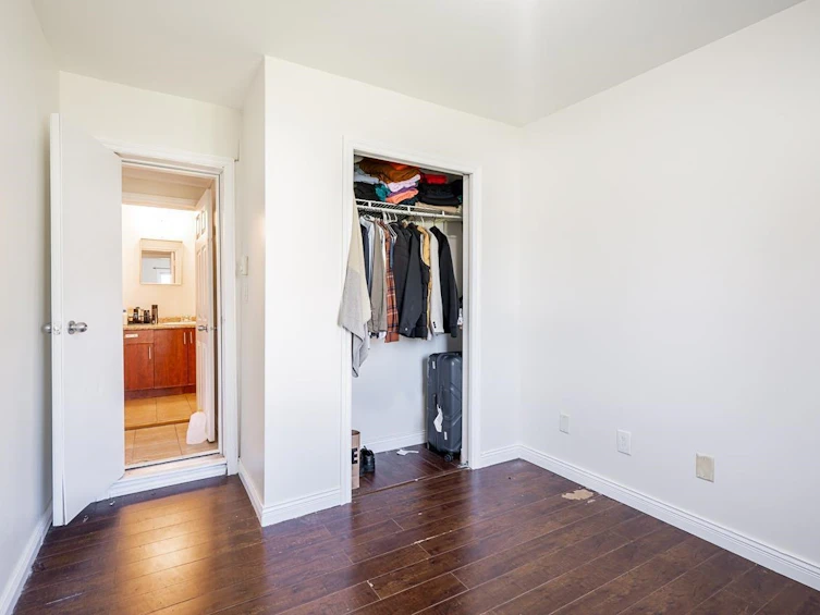 11448 128 Street, Surrey, BC, V3R 2X3 - 11