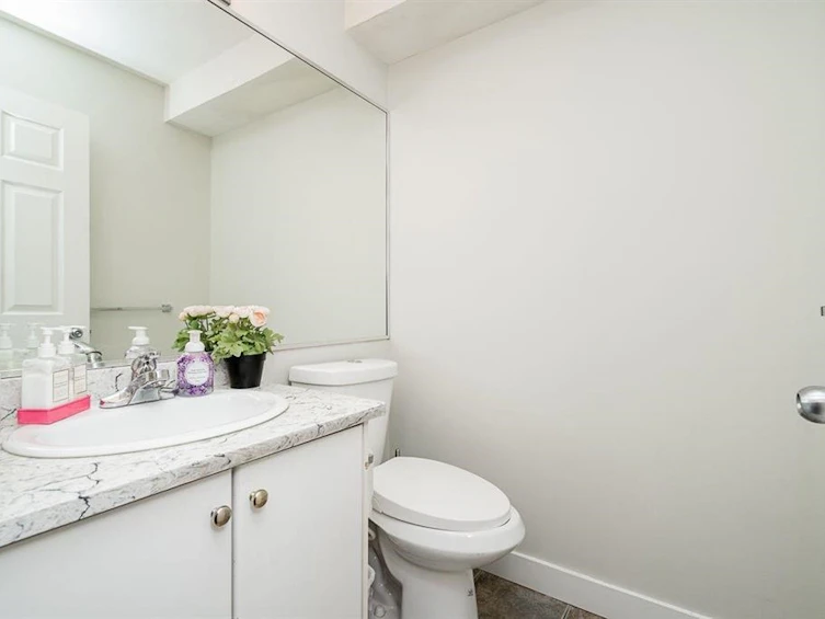 11-12070 76th Avenue, Surrey, BC, V3W 5Z2 - 6